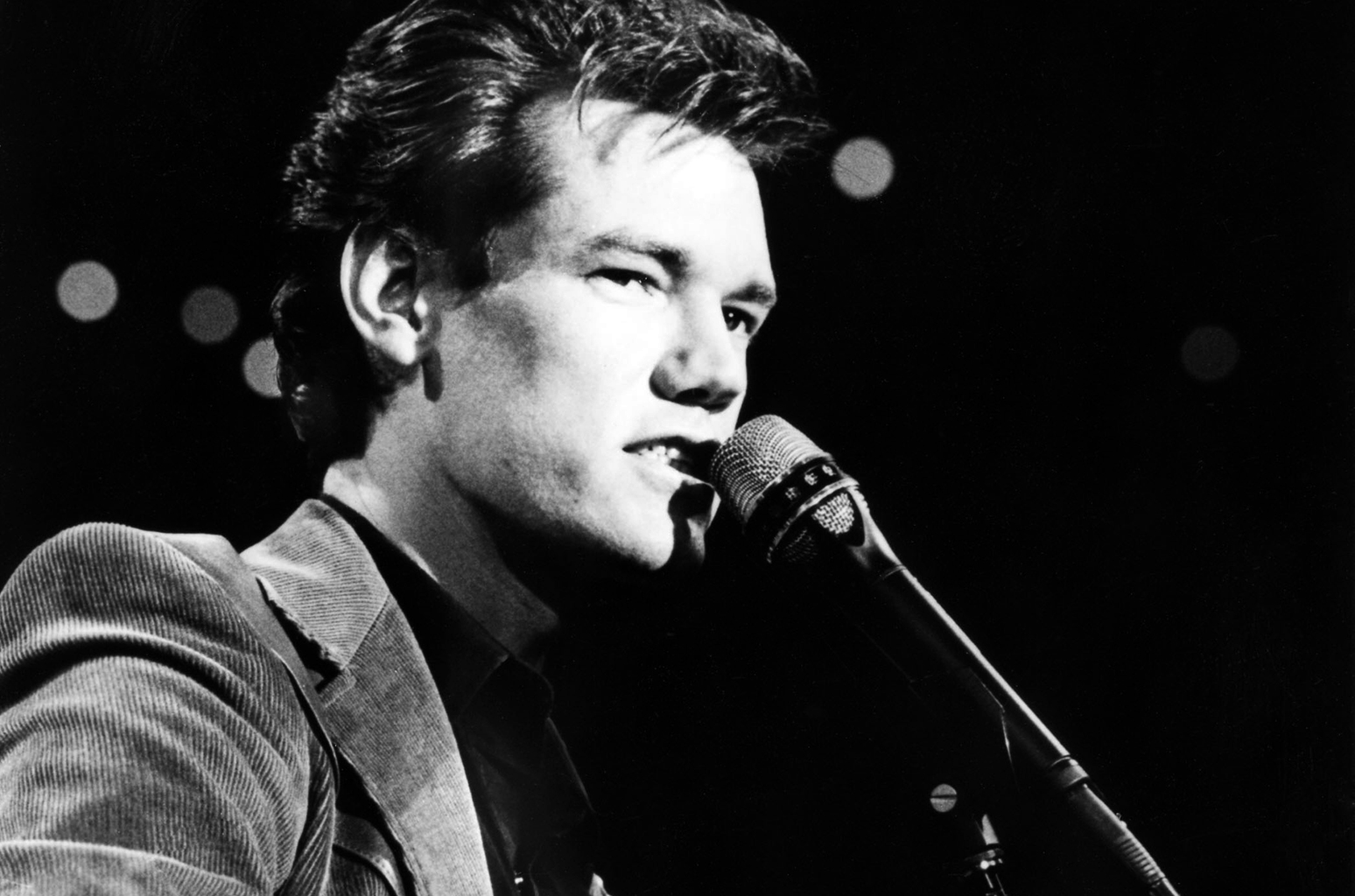 Randy Travis 1959 Country 105 Thunder Bay's Country